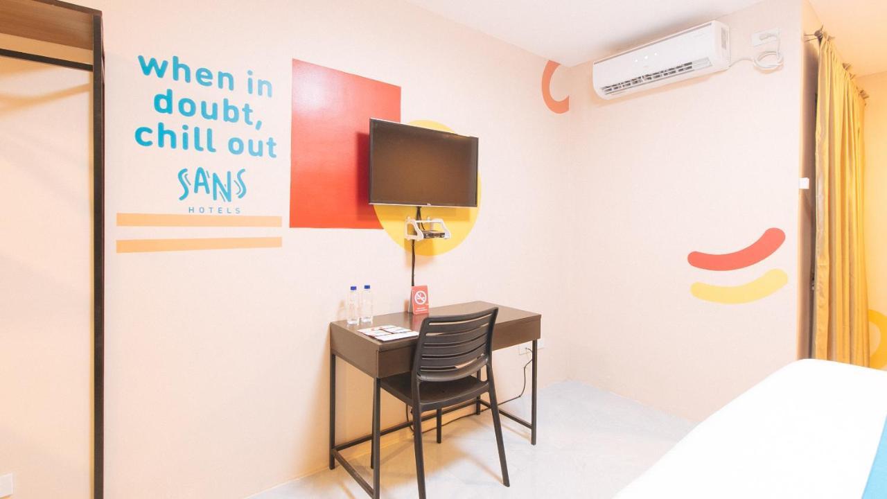 Sans Hotel At Algers Suites Marikina By Reddoorz Екстериор снимка